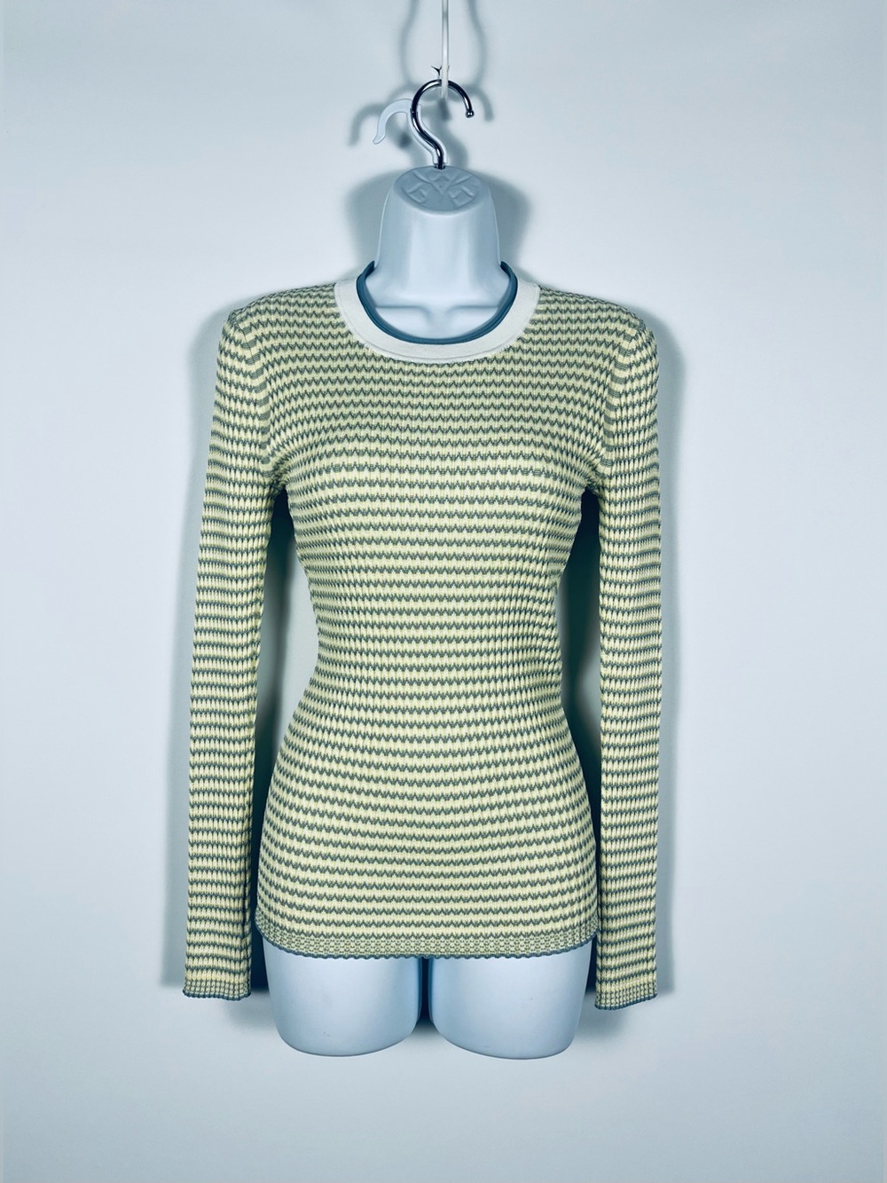Veronica Beard "Siena" Long-Sleeve Crew Neck Sweater Size Small New with tags
